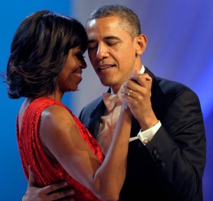 Michelle-Barack Obama CliftOwenAP