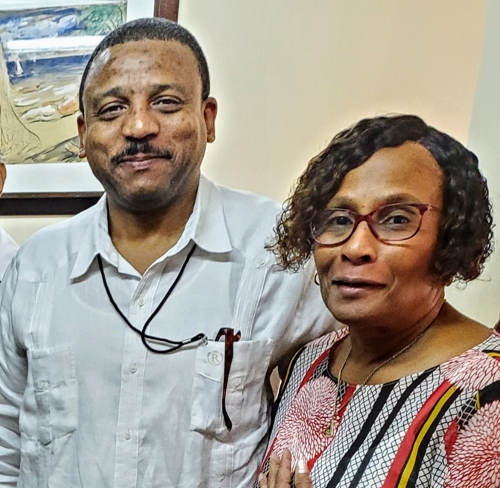 Cuban Foreign Ministry official Yuri Gala and Toni Draper | AFRO ...