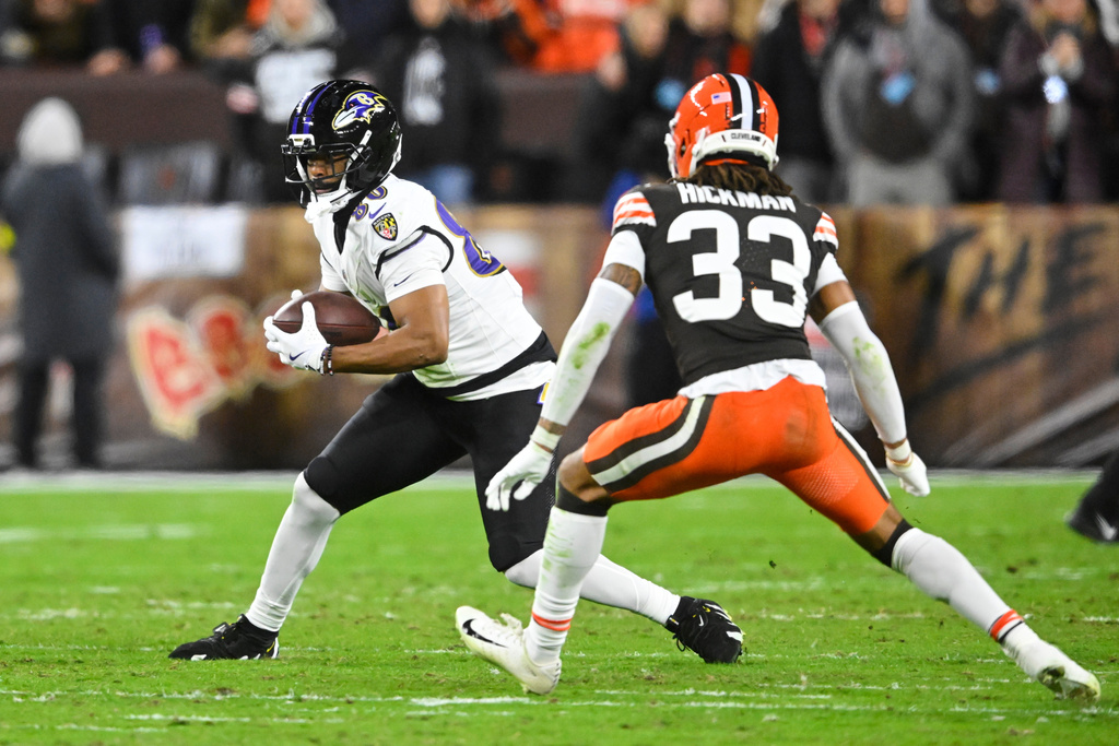 Late TD lifts Ravens to 23-16 win over Browns and spoils Shedeur Sanders' NFL debut