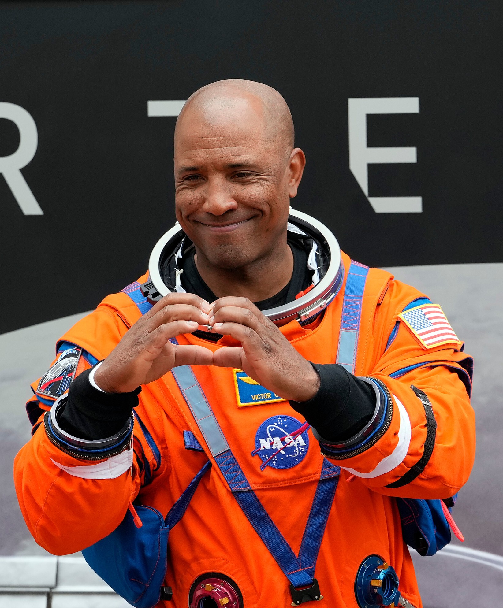 NASA’s Artemis II: Victor Glover makes history