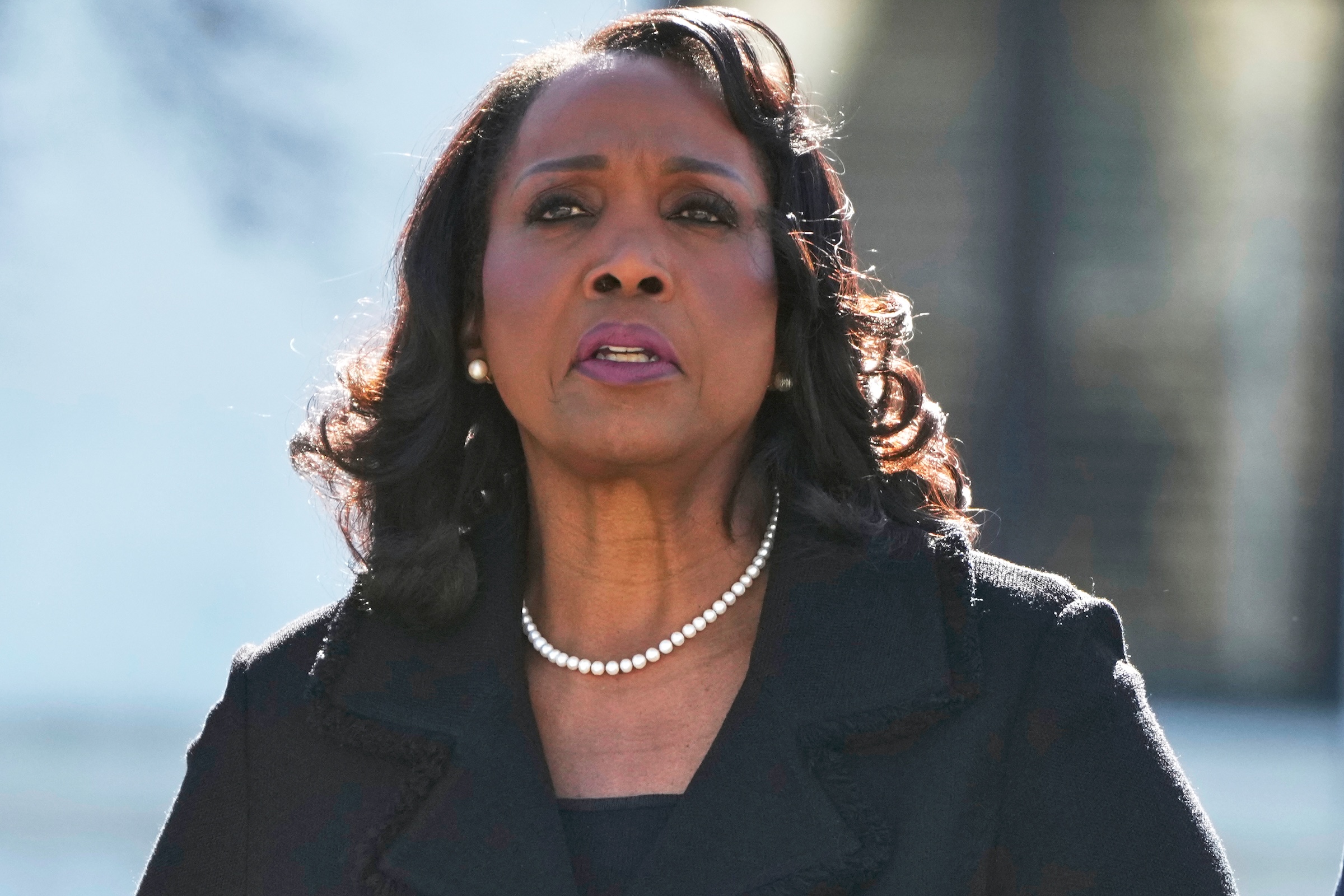 High court broadens executive authority, allows Lisa Cook to remain at Fed 